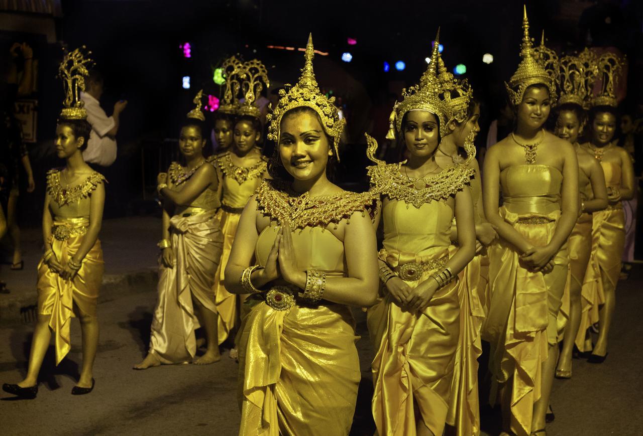 فندق Simple Boutique Seabreeze Patong المظهر الخارجي الصورة