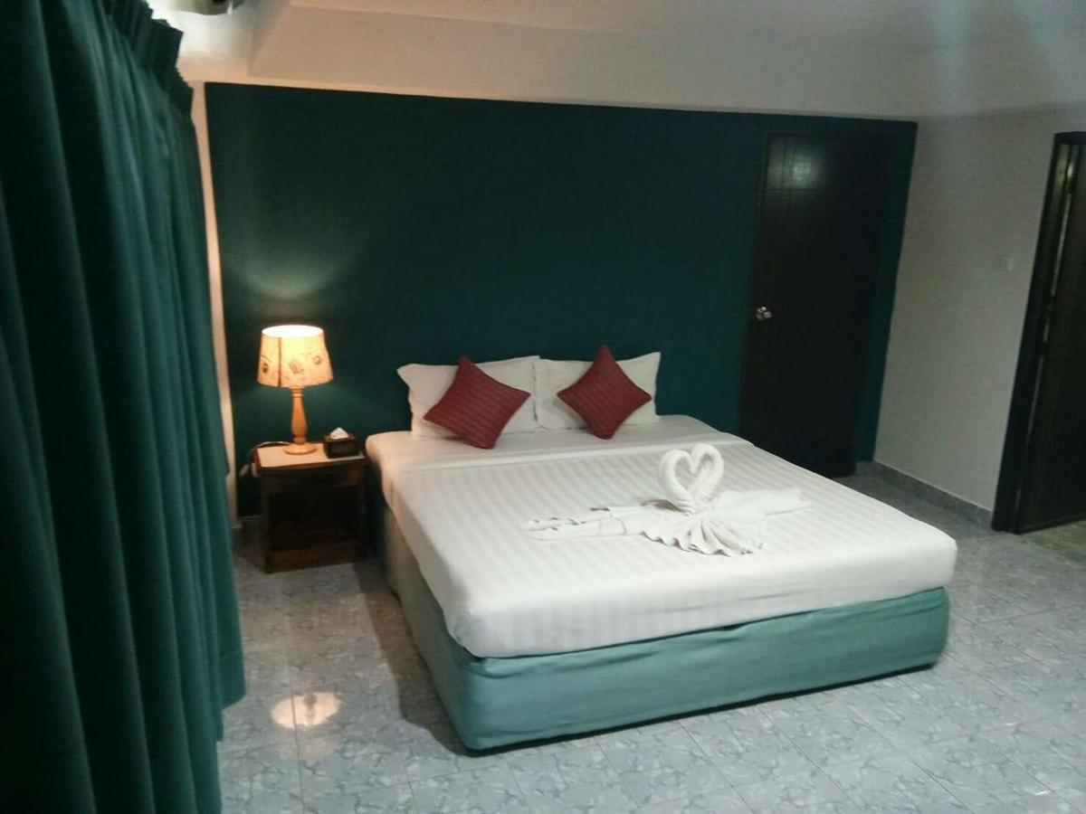 فندق Simple Boutique Seabreeze Patong المظهر الخارجي الصورة