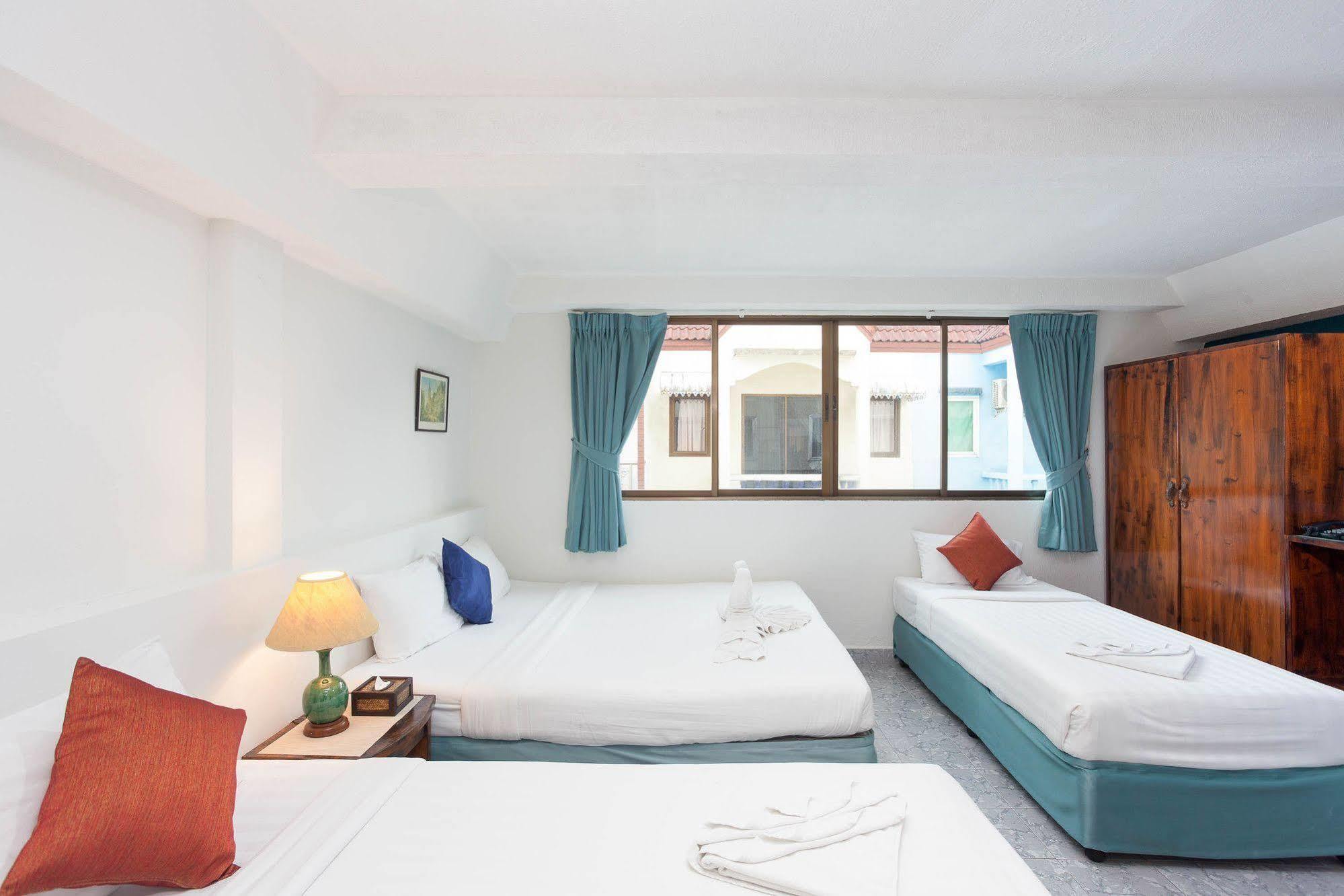 فندق Simple Boutique Seabreeze Patong المظهر الخارجي الصورة