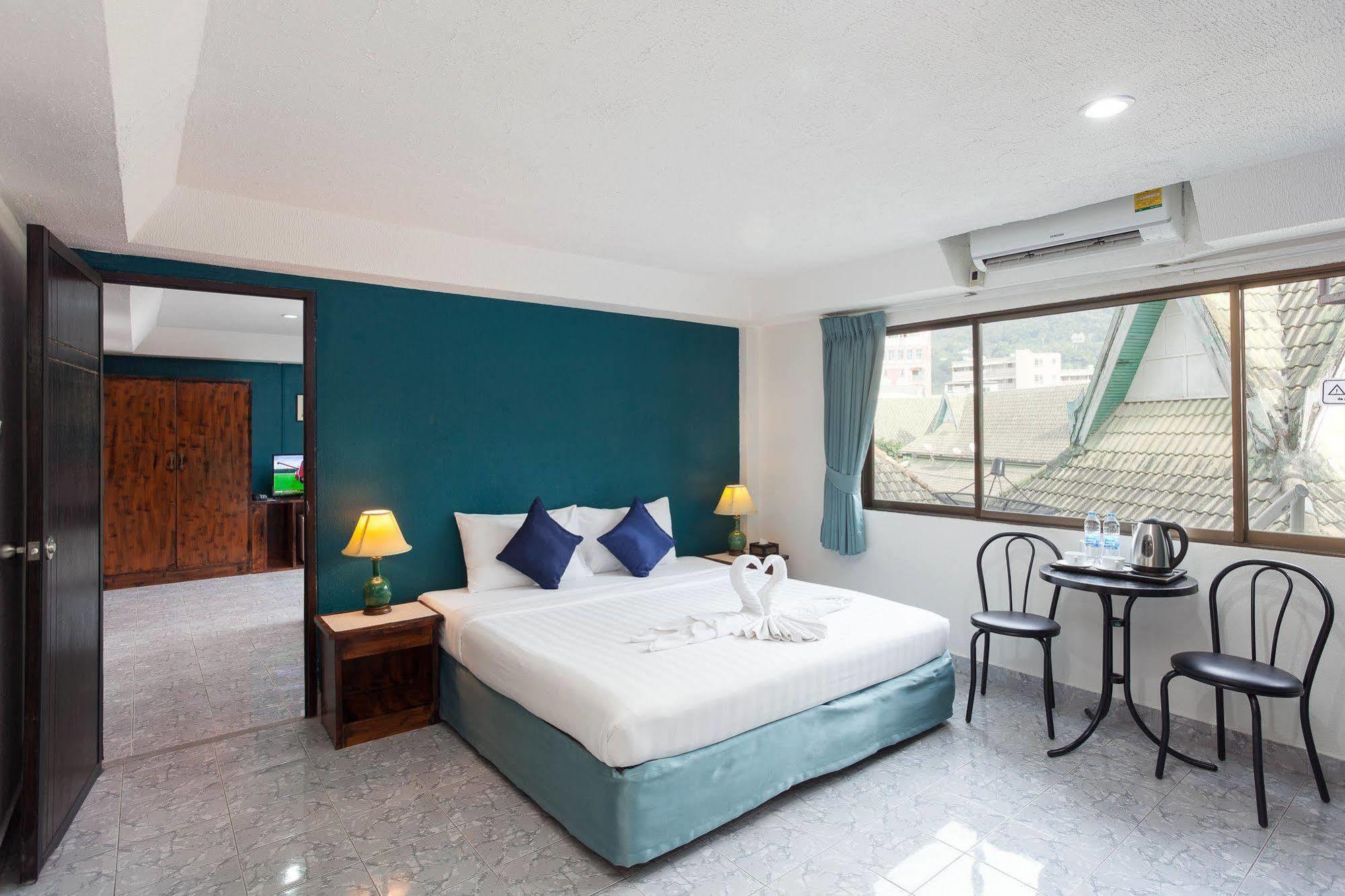 فندق Simple Boutique Seabreeze Patong المظهر الخارجي الصورة