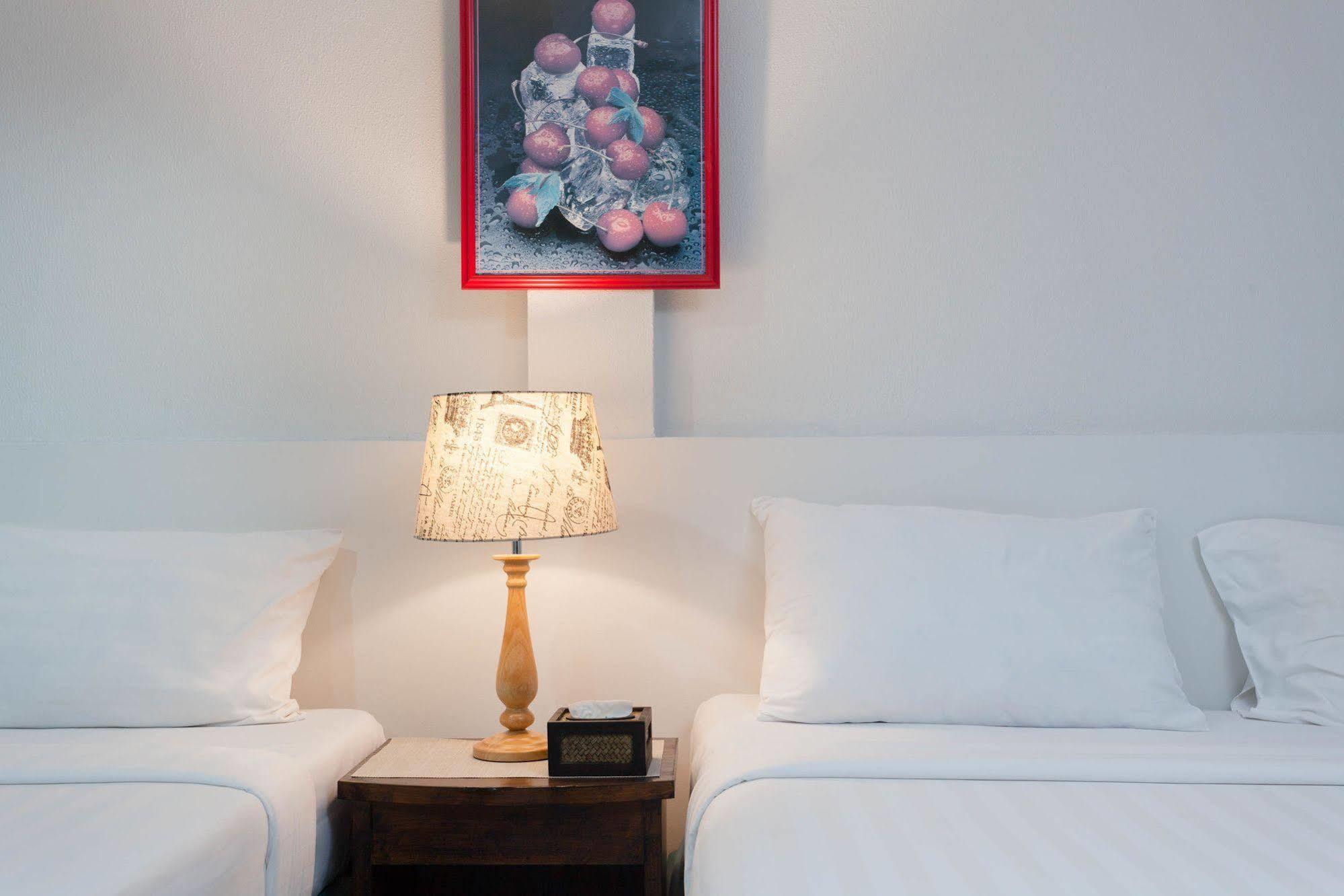 فندق Simple Boutique Seabreeze Patong المظهر الخارجي الصورة